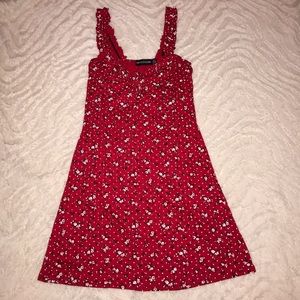 Pretty Little Thing floral dress